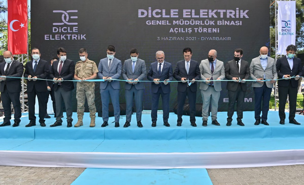 Dicle Elektrik’in Yeni Genel Müdürlük Binası Törenle Hizmete Açıldı