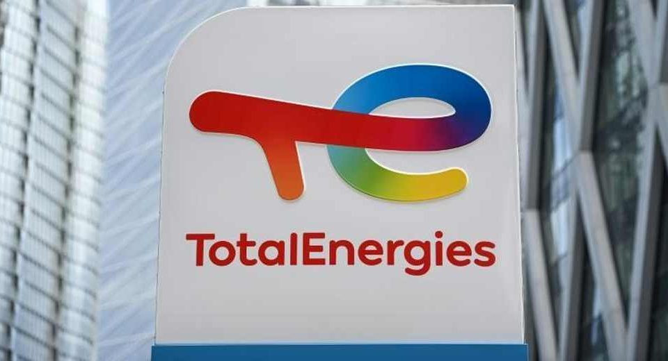 Totalenergies ve Stellantis Şirketleri Global İş Birliği Anlaşmalarını Genişletti