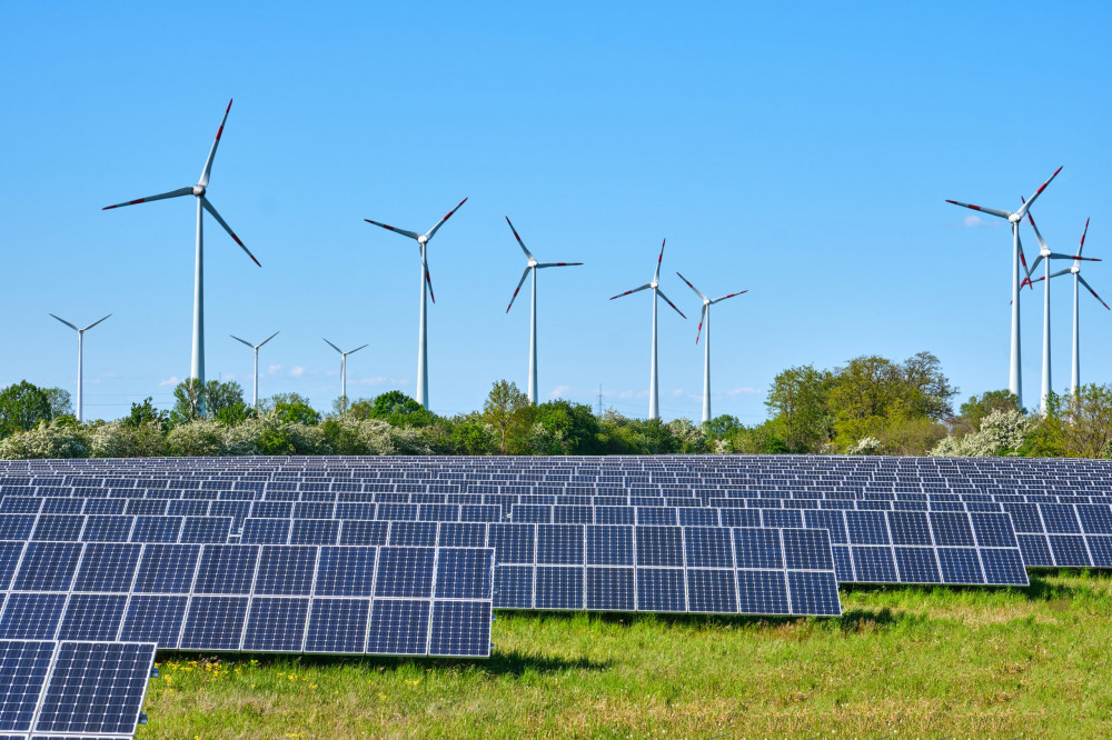 Rüzgar ve Güneş Yenilenebilir Enerjide Başrolü Oynuyor