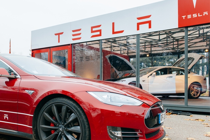Tesla'dan Yeni Havalimanına Elektrik Tesisi Kurmak İçin Talep